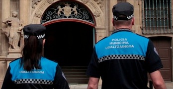 Ratificada la equiparación retributiva de la Policía Municipal de Iruñea con la Policía Foral. (POLICIA MUNICIPAL DE IRUÑEA)