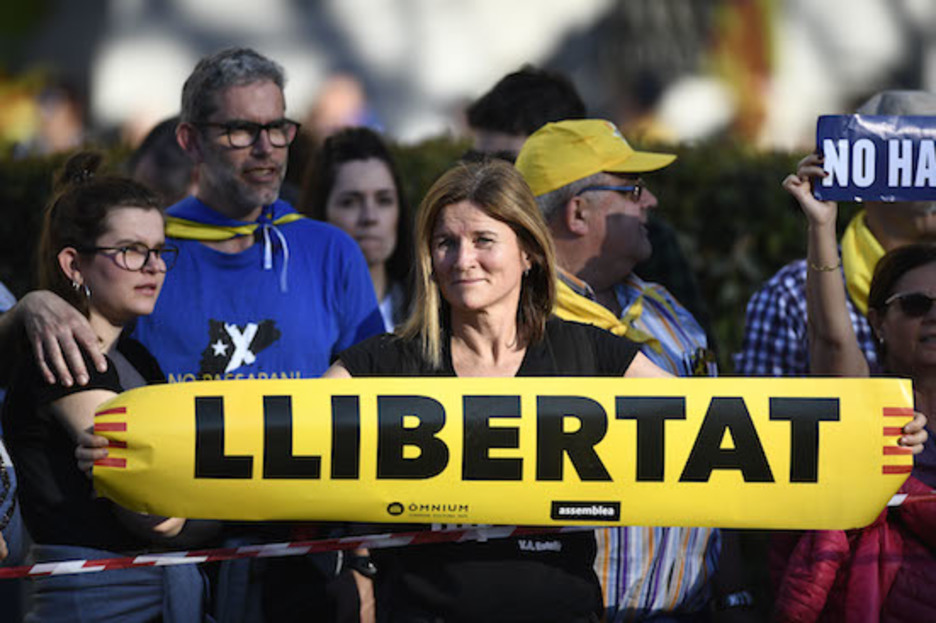 Y carteles pidiendo libertad. (Oscal DEL POZO/AFP) 
