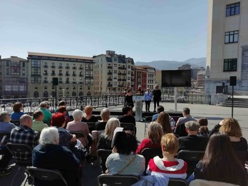 Ane Muguruza interviene en la comparecencia de hoy en Bilbo.