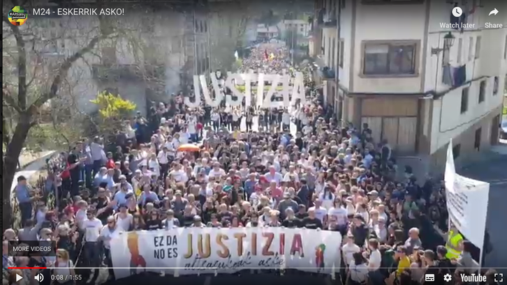 Captura del vídeo de Altsasu Gurasoak para dar las gracias por el apoyo recibido en la manifestación del día 24 