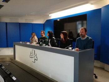 Rueda de prensa ofrecida hoy en Gasteiz. (NAIZ)