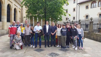 Delegación de Oradour que acudido hoy a Gernika.