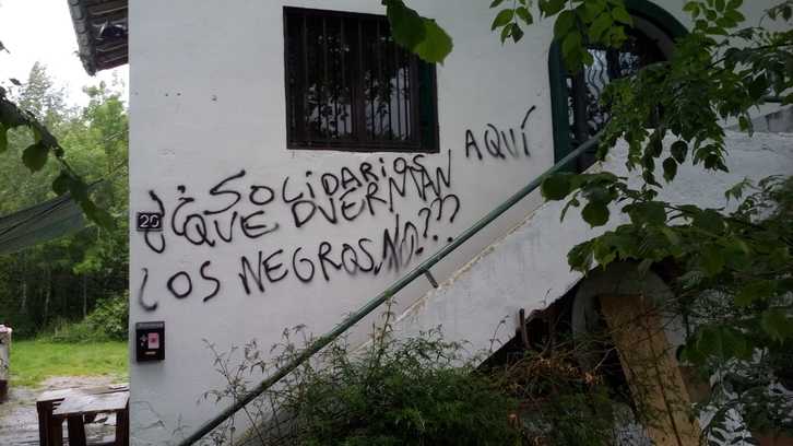 Pintada en el Gaztetxe de Irun. (NAIZ)