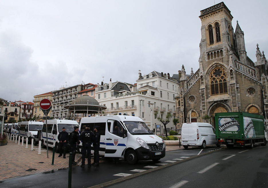 Des mesures de sécurité importantes ont été mises en place pour la visite du président Emmanuel Macron. ©Bob EDME