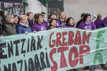 Gipuzkoako zaharren egoitzetako langileen protesta bat. (Gorka RUBIO/FOKU)