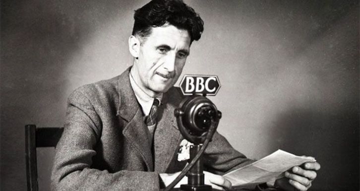 Durante la Segunda Guerra Mundial Orwell trabajó como periodista para la BBC. (CC)