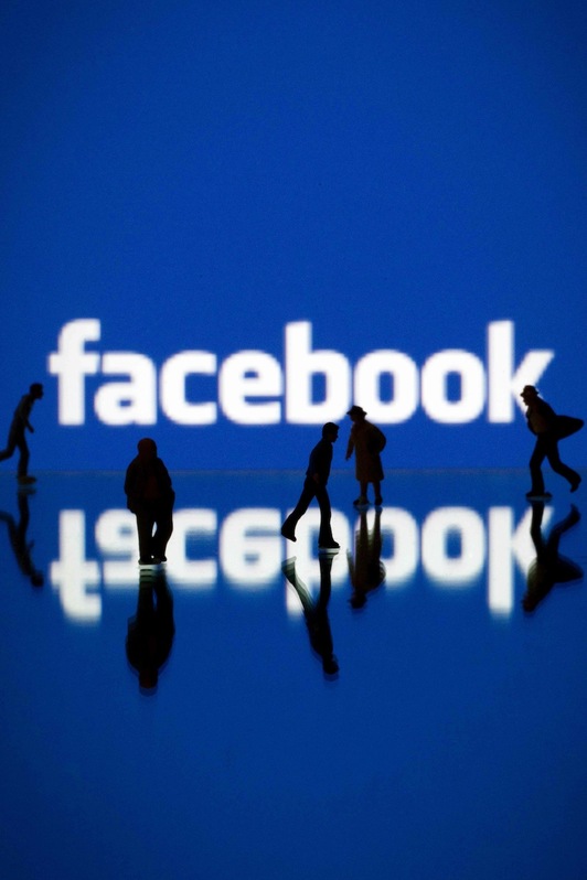 Facebook espera que la nueva criptodivisa esté funcionando el próximo año. (Joël SAGET / AFP)