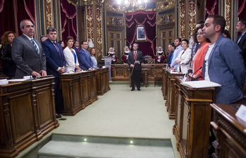 Pleno de investidura de Aburto como alcalde. (Luis JAUREGIALTZO / FOKU)