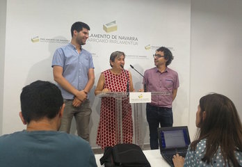 Marisa de Simón ha comparecido tras reunirse con Unai Hualde. (@Martxelo_Diaz)