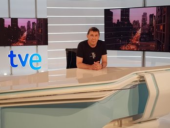 Arnaldo Otegi, durante la entrevista de ayer en TVE. (@ehbildu)