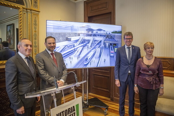 Presentación del proyecto de entrada del TAV en Gasteiz. (Endika PORTILLO/FOKU)