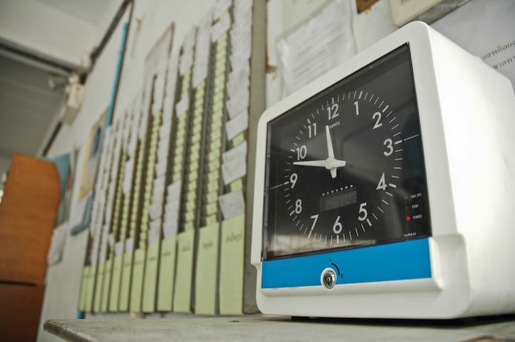 Uno de los ficheros que registra el horario de la entrada y salida del trabajo.(Getty Images)