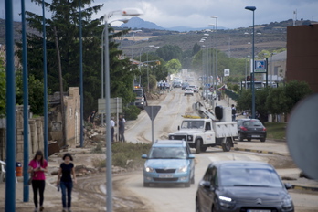 Las fuertes lluvias causaron afecciones tanto al tráfico ferroviario como al de carretera. (Iñigo URIZ / FOKU) 