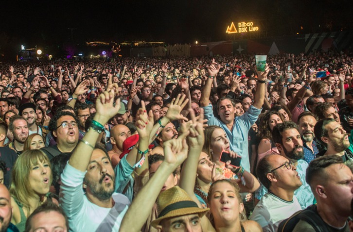 El aforo del recinto era de 40.000 personas, casi por Weezer. (Monica DEL VALLE / FOKU)