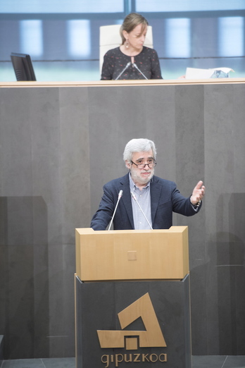 Juan Carlos Cano, durante una intervención en las Juntas de Gipuzkoa. (Juan Carlos RUIZ / FOKU)