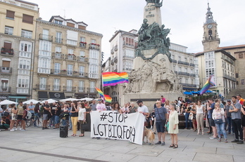 Concentración contra la agresión homófoba. (Raul BOGAJO/FOKU)