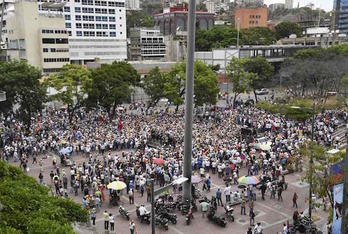 Acto de la oposición venezolana celebrado este martes en Caracas. ( YURI CORTEZ / AFP)