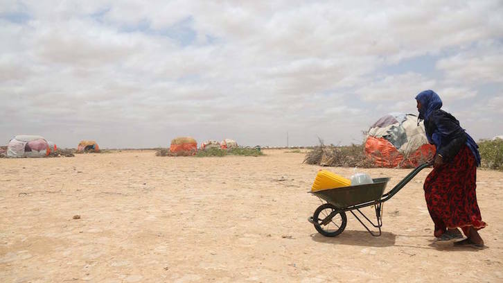La sequía obliga a dejar sus hogares a miles de personas en el Cuerno de África. (Dustin BARTER/OXFAM)