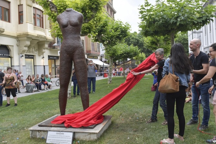 Inauguración del monumento ‘Gogoan’ en junio de 2018. (Idoia ZABALETA/FOKU)