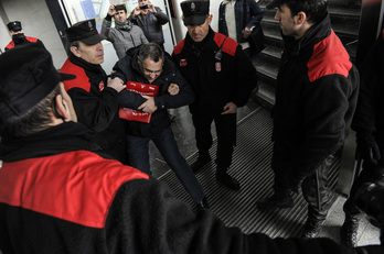 Antonio García, durante el encierro de 2015 en el Hospital. (I. URIZ/FOKU)