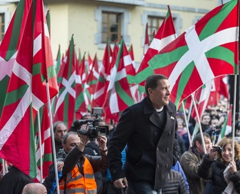 Arnaldo Otegi, en su propio «ongi etorri» tras un encarcelamiento que luego declaró injusto Europa. (Jon URBE | FOKU)