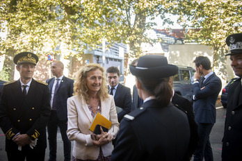 Nicoles Belloubet, de visita ayer en Baiona. (Guillaume FAUVEAU)