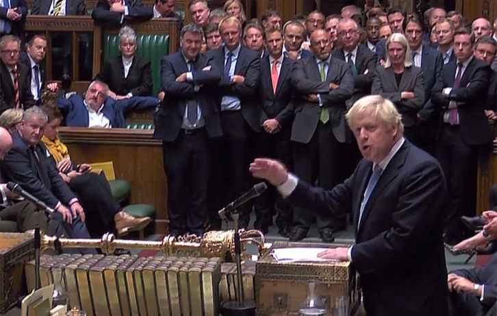 Boris Johnson, durante la sesión de la pasada noche. (AFP)