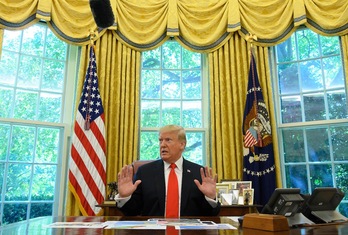  El presidente de EEUU en el Despacho Oval. (JIM WATSON  I AFP) 