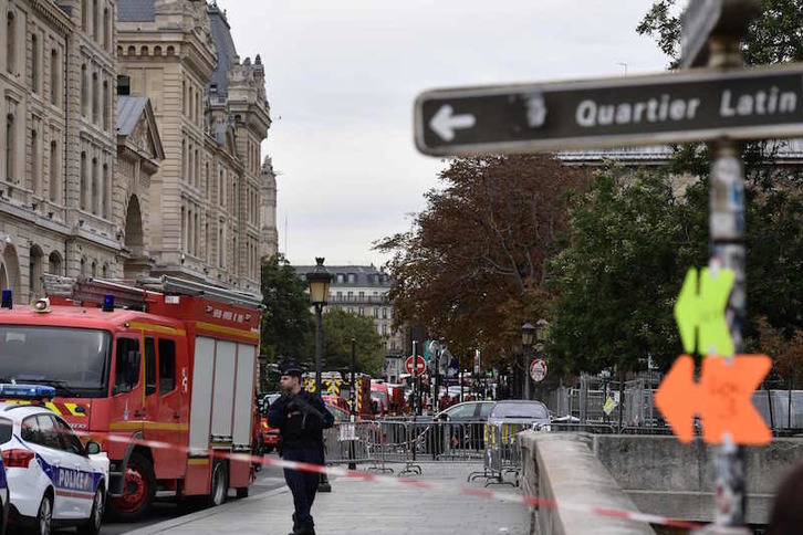 La sede de la Prefectura, en el corazón de la capital francesa. (Martin BUREAU/AFP)