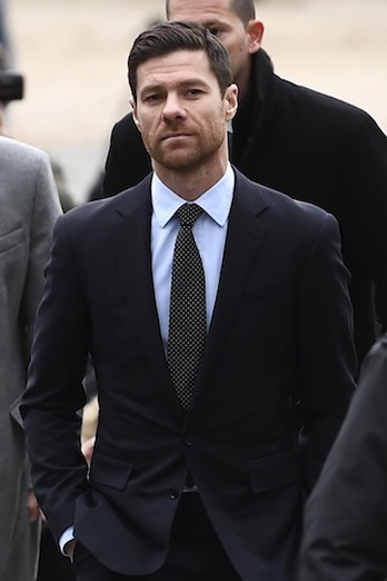 Xabi Alonso, a su llegada a una audiencia judicial el pasado enero. (Pierre-Philippe MARCOU/AFP)