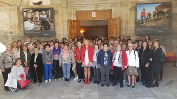 Jai giroan ospatu dute landa eremuko emakumeek beren eguna, Durangon. (HAZI)