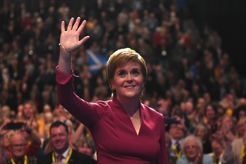 La primera ministra de Escocia y líder del SNP, durante su intervención en Aberdeen. (Andy BUCHANAN / AFP)