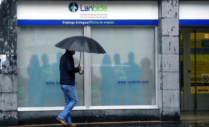 Oficina de Lanbide en Barakaldo. (Luis JAUREGIALTZO | FOKU)