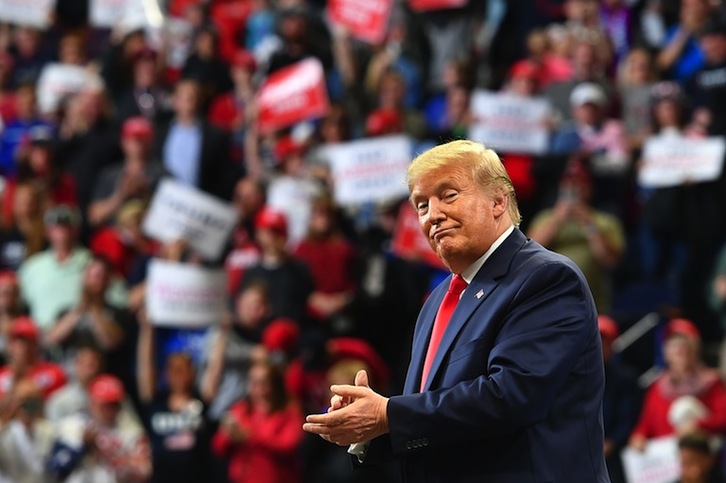 Trump ayer, en un acto en el rally de Rupp Arena in Lexington, Kentucky. (Mandel NGAN- AFP) 