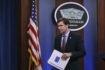 Conferencia de Mark Esper en el Pentágono en diciembre de 2019. (Drew ANGERER/AFP)