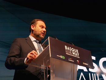 Ábalos durante su intervención en Donostia. (@ETS_RFV)