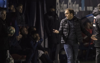 Arrasate ha avisado de que el equipo deberá hacer un gran partido para ganar en Anoeta. (Jagoba MANTEROLA/FOKU)