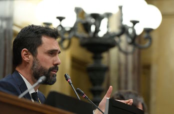 Roger Torrent, el pasado lunes en el Parlament. (LLUIS GENE / AFP) 