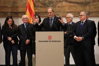 Quim Torra, junto a representante de Catalunya Nord, en el acto de hoy. (@govern)