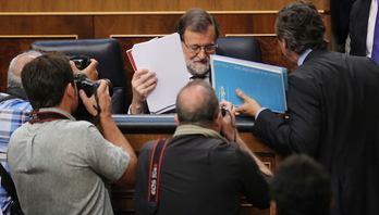 Mariano Rajoy, durante una sesión parlamentaria en la que se abordó el caso Gürtel. (J.DANAE / FOKU)