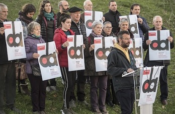 David Plaren atxiloketa salatzeko asteazkenean Barañainen egin zuten agerraldia. (Jagoba MANTEROLA/FOKU)