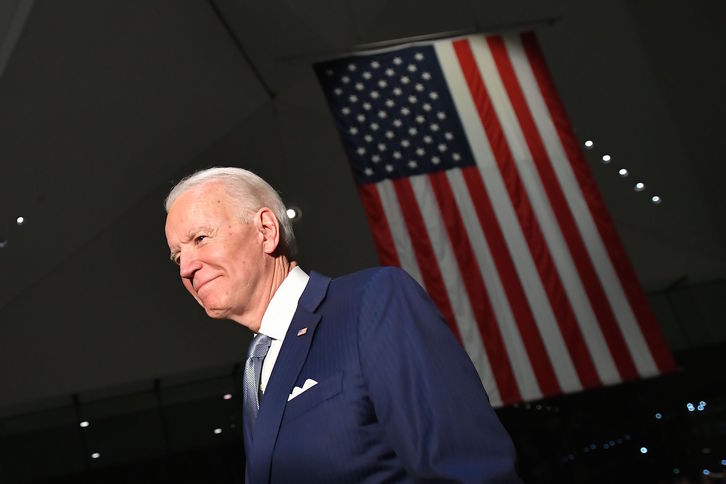 Joe Biden sigue sumando delegados en las primarias demócratas. (Mandel NGAN / AFP)