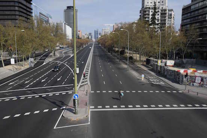 Calles vacías en Madrid. (Óscar DEL POZO/AFP)