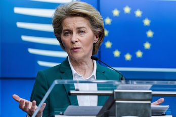 Ursula von der Leyen, en su comparecencia. (Kenzo TRIBOUILLARD/AFP)