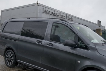 Mercedes-Benz Gasteiz, el lunes 16 de marzo. (Raúl BOGAJO/FOKU)