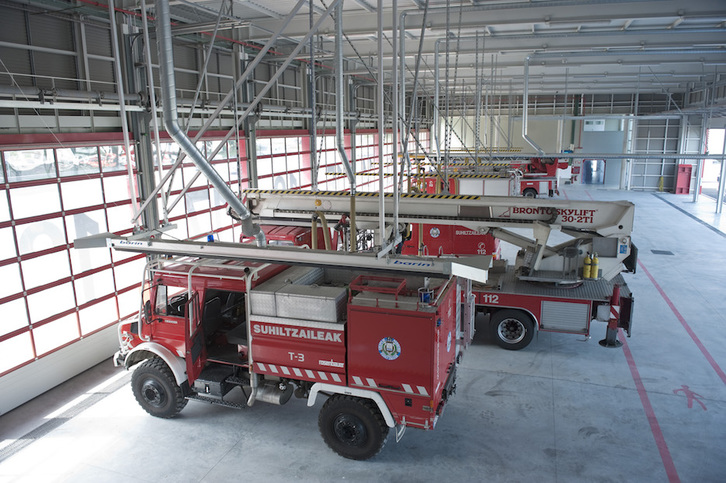 Instalaciones del cuerpo municipal de Bomberos de Donostia. (Jon URBE / FOKU)