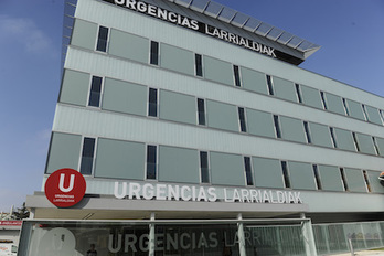 Un total de 120 enfermos se encuentran ingresados en las UCIs hospitalarias de Nafarroa. (Jagoba MANTEROLA/FOKU)