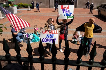 Protesta contra el confinamiento en Richmond, Virginia. (Ryan M. KELLY-AFP)