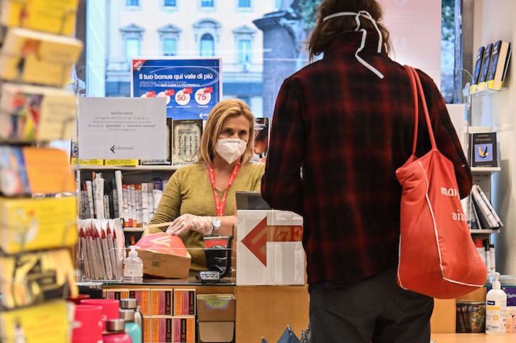 Librería en Roma. (Andreas SOLARO/AFP)