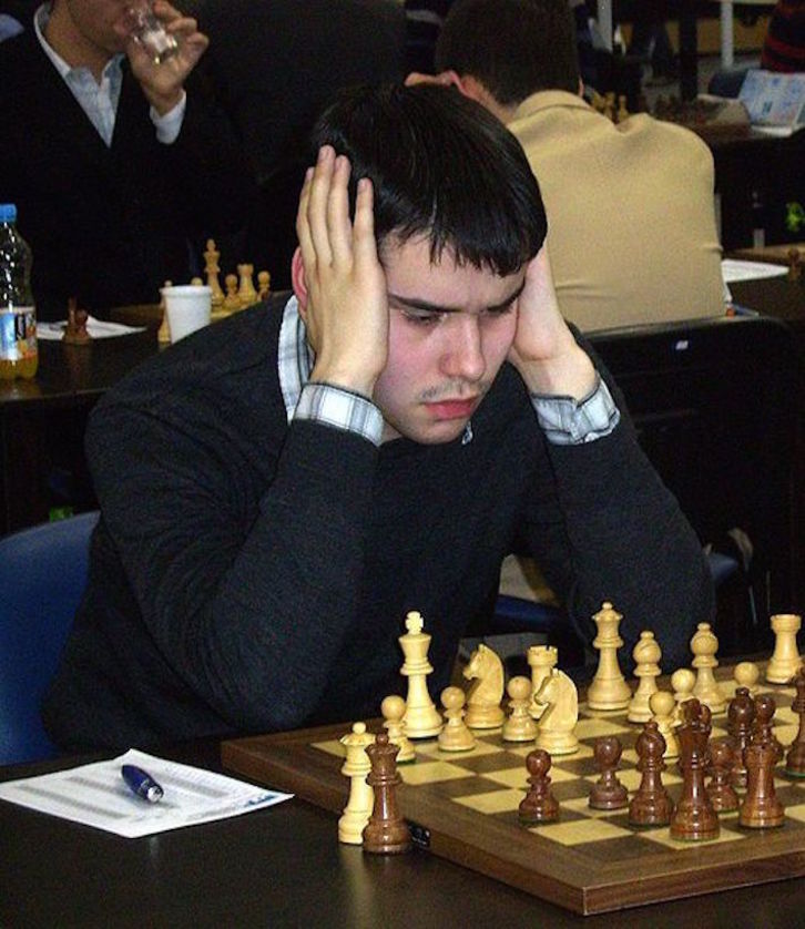 Alireza Firouzja: el jugador que tiene en jaque a Magnus Carlsen